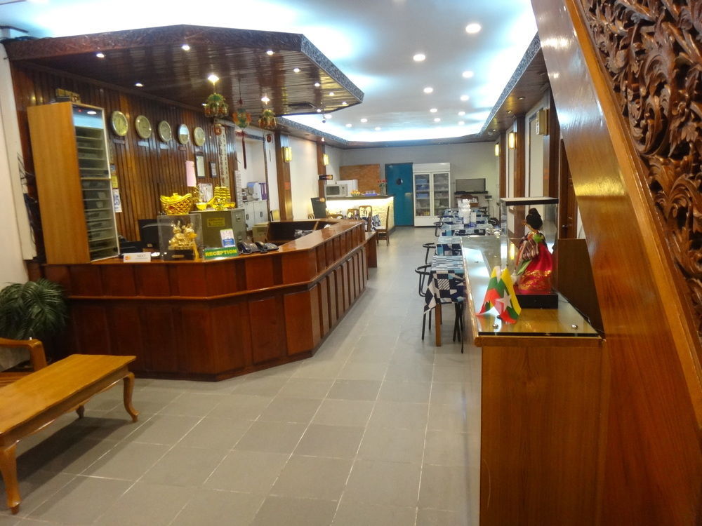 Chit Sayar Hotel Yangon Ngoại thất bức ảnh
